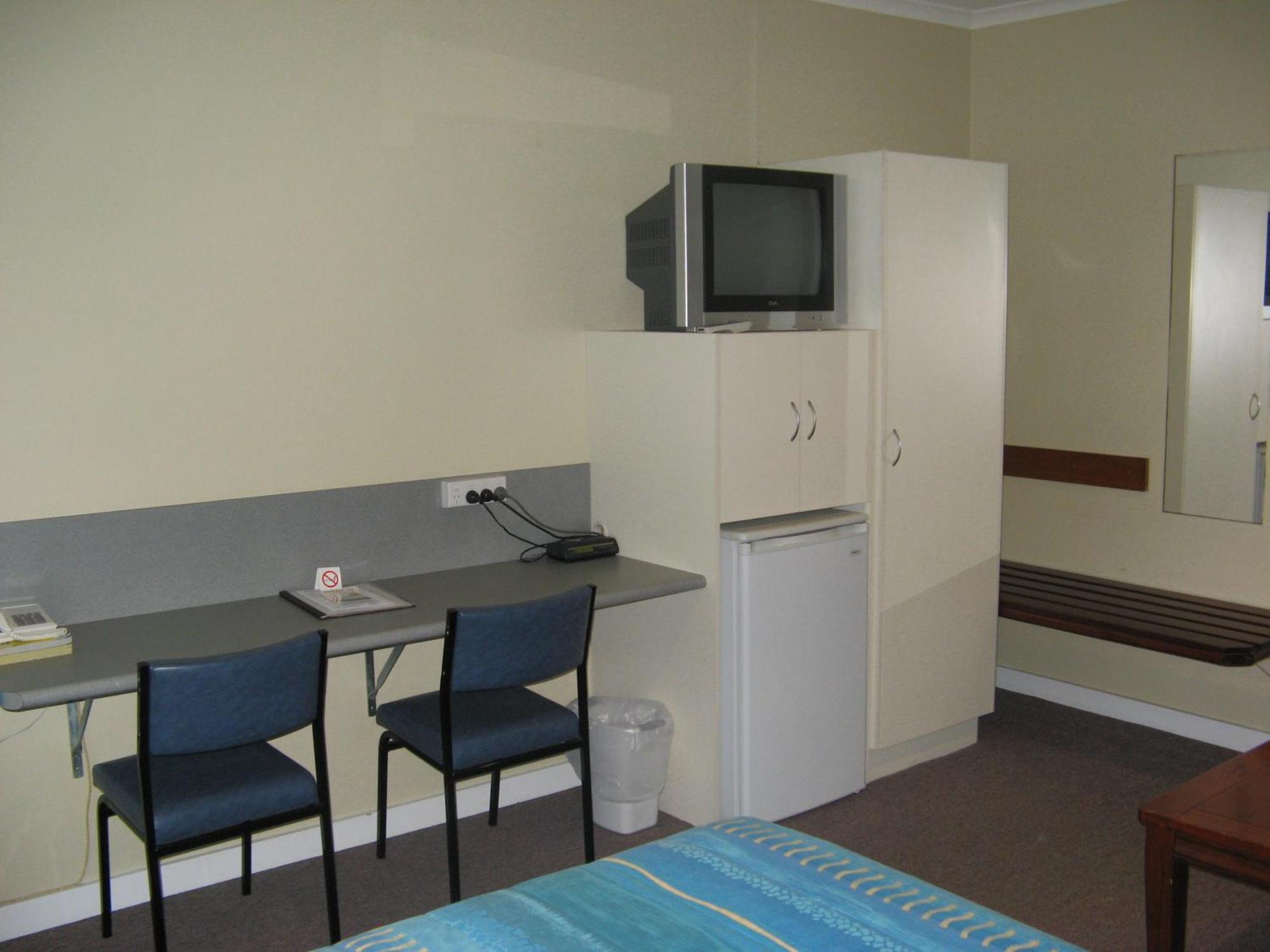 Moondarra Motel Innisfail Exterior foto